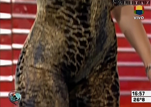 Colitaz-Nazarena.Velez.Catsuit.Leopardo.Vueltita.Intrusos.HQ.60FPS.35.jpeg