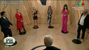 Romina.Pereiro.Catsuit.Rosa.Ajustado.PH.1080P-ColitazTV.36.jpeg