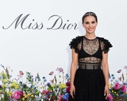 Natalie-Portman---Miss-Dior-Millefiori-Garden-Pop-Up-Opening-in-L.A.-05.jpg