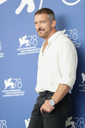 Antonio+Banderas+Competencia+Oficial+Photocall+6vYU7CwxgOsx.jpg