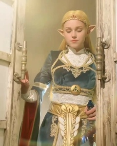 [Image: ME12Q179_t.jpg]