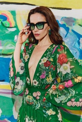 https://thumbs4.imagebam.com/d1/04/d1/ME4EIW8_t.jpg