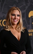 scarlett-johansson-at-golden-heart-awards-in-new-york-10-16-2023-7.jpg
