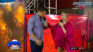 Laurita.Fernandez.Aro.Combate.Descuido.Gomas.Combate.1080P-Colitaz.02.jpeg