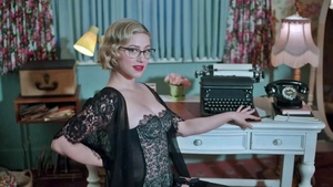 Lili Reinhart (7).jpg