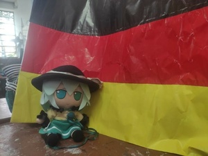 TkIU463q.jpg