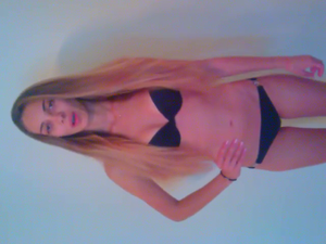 [Image: ME19K2ZJ_t.png]