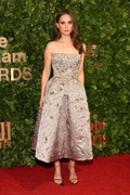 natalie-portman-at-gotham-awards-in-new-york-11-27-2023-3.jpg