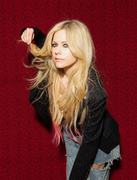 Avril Lavigne - Page 4 ME5VUHQ_t
