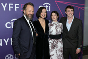 Maggie+Gyllenhaal+59th+New+York+Film+Festival+tmfwCs0zeFUx.jpg