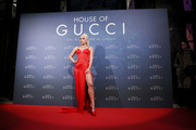Lady+Gaga+House+Gucci+Italian+Premiere+Photocall+UlLLDN2o1e9x.jpg