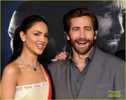 jake-gyllenhaal-ambulance-la-premiere-16.jpg