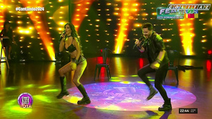 Silvina.Escudero.Cantando.2024.Rock.1080P-Colitaz.64.jpeg