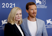 Kirsten+Dunst+Power+Dog+Photocall+78th+Venice+Fo5HzjqLEiwx.jpg