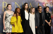Angelina+Jolie+Eternals+UK+Premiere+Red+Carpet+SNLxbmeFU0Kx.jpg