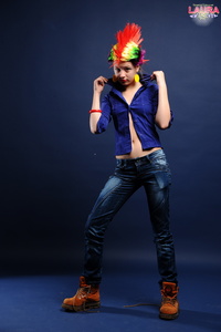 [Image: ME1A0U1H_t.jpg]