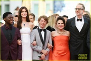 anne-hathaway-armageddon-time-cannes-premiere-34.jpg
