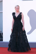 Kirsten+Dunst+Power+Dog+Red+Carpet+78th+Venice+yPvCeEwh6xIx.jpg