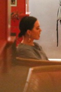 katy-perry-orlando-bloom-bday-dinner-friends-25.jpg