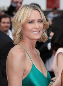 Robin Wright MEUUV5D_t