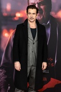 zoe-kravitz-catwoman-inspired-dress-nyc-batman-premiere-with-cast-41.jpg