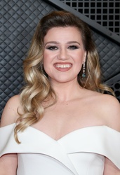 Kelly Clarkson - 66th GRAMMY Awards at Crypto.com Arena in Los Angeles CA 02/04/2024