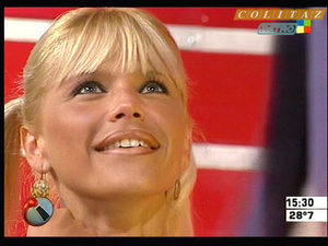 Nazarena.Velez.Musculosa.Amarilla.Jeans.Vueltita.Intrusos.No.Audio.SD.HQ.60FPS-Colitaz.91.jpeg