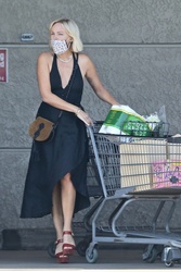 Malin Akerman - Grocery shopping in Los Feliz 07/29/2021