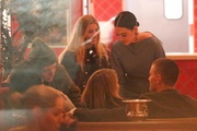 katy-perry-orlando-bloom-bday-dinner-friends-21.jpg