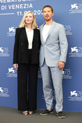 Kirsten+Dunst+Power+Dog+Photocall+78th+Venice+xVnxNIL0p3-x.jpg