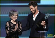 sally-field-lifetime-achievement-andrew-garfield-intro-sag-awards-03.jpg