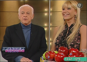 Nazarena.Velez.Sofovich.Jeans.Ajustados.En.Cuatro.Transparencia.SD.HQ.60FPS-Colitaz.78.jpeg