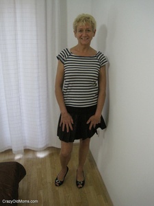 Permanent Link to CrazyOldMoms – 2022 04 19 P R57 02