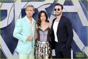 chris-evans-ana-de-armas-ryan-gosling-gray-man-premiere-05.jpg