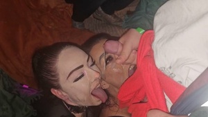 [Image: ME1BIHDM_t.jpg]