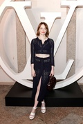 emma-stone-at-louis-vuitton-cruise-show-2024-photocall-at-isola-bella-05-24-2023-0.jpg