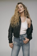 jennifer-lawrence-for-interview-magazine-june-2023-2.jpg