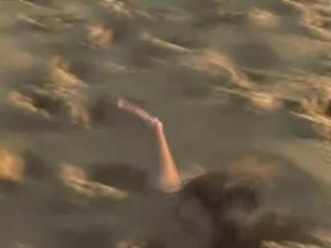 [Image: ME13J08J_t.jpg]