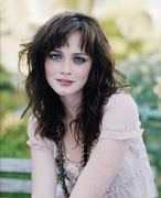 Alexis Bledel MEUB3RU_t