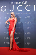 Lady+Gaga+House+Gucci+Italian+Premiere+Photocall+-N08PgCM6mNx.jpg