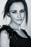 Alexis Bledel MEUB3TW_t