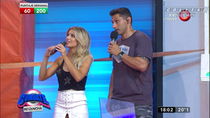 Laurita.Fernandez.Pollerita.Tajo.Descuido.Combate.1080P-Colitaz.13.jpeg