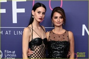 penelope-cruz-milena-smit-tilda-swinton-parellel-mothers-nyff-premiere-33.jpg