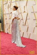 zendaya-oscars-2022-red-carpet-13.jpg