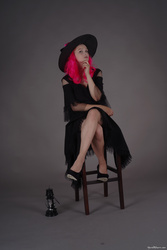 MarvelCharm_Lena-Pink-Witch-005.jpg