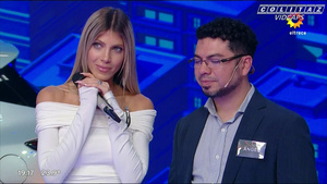 Cande.Ruggeri.Los.8.escalones.Oops.Pollerita.1080P.15.05.25-Colitaz.32.jpeg