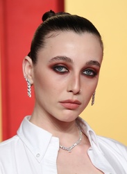 Emma Chamberlain - 2024 Vanity Fair Oscar Party at Wallis Annenberg Center for the Performing Arts in Beverly Hills, California 03/10/2024