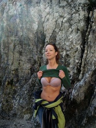 Horny Redhead Girlfriend (5).jpg