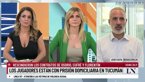 Debora.Plager.Saco.Verde.Marcando.Pechos.LN.1080P-Colitaz.33.png