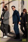 orlando-bloom-jkl-arrival-carnival-row-ending-14.jpg